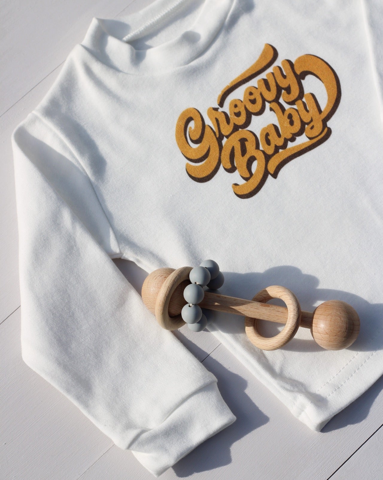 Retro Groovy Baby White 100% Cotton T-shirt with Poppers